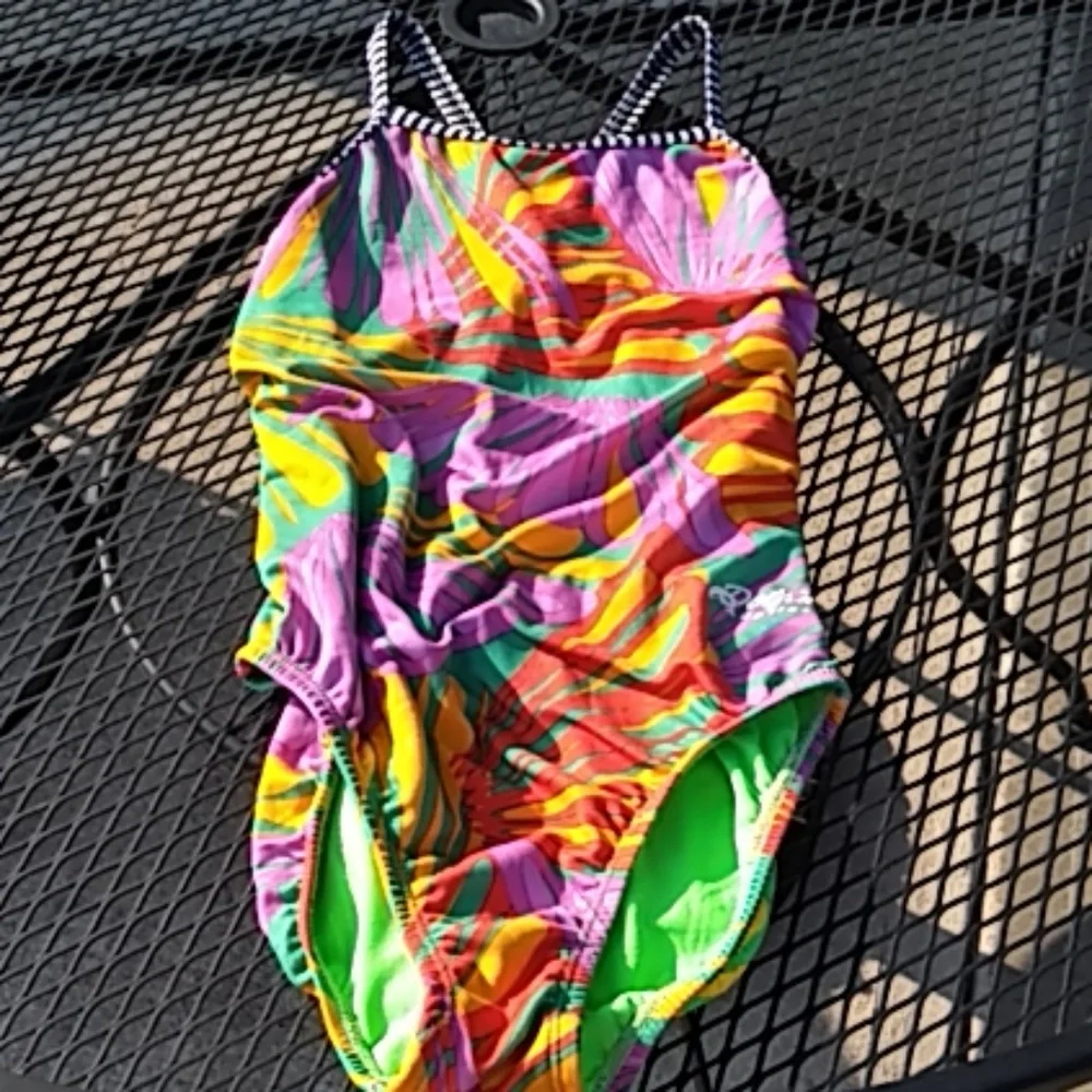 Dolfin one piece swimsuit‎ size 30